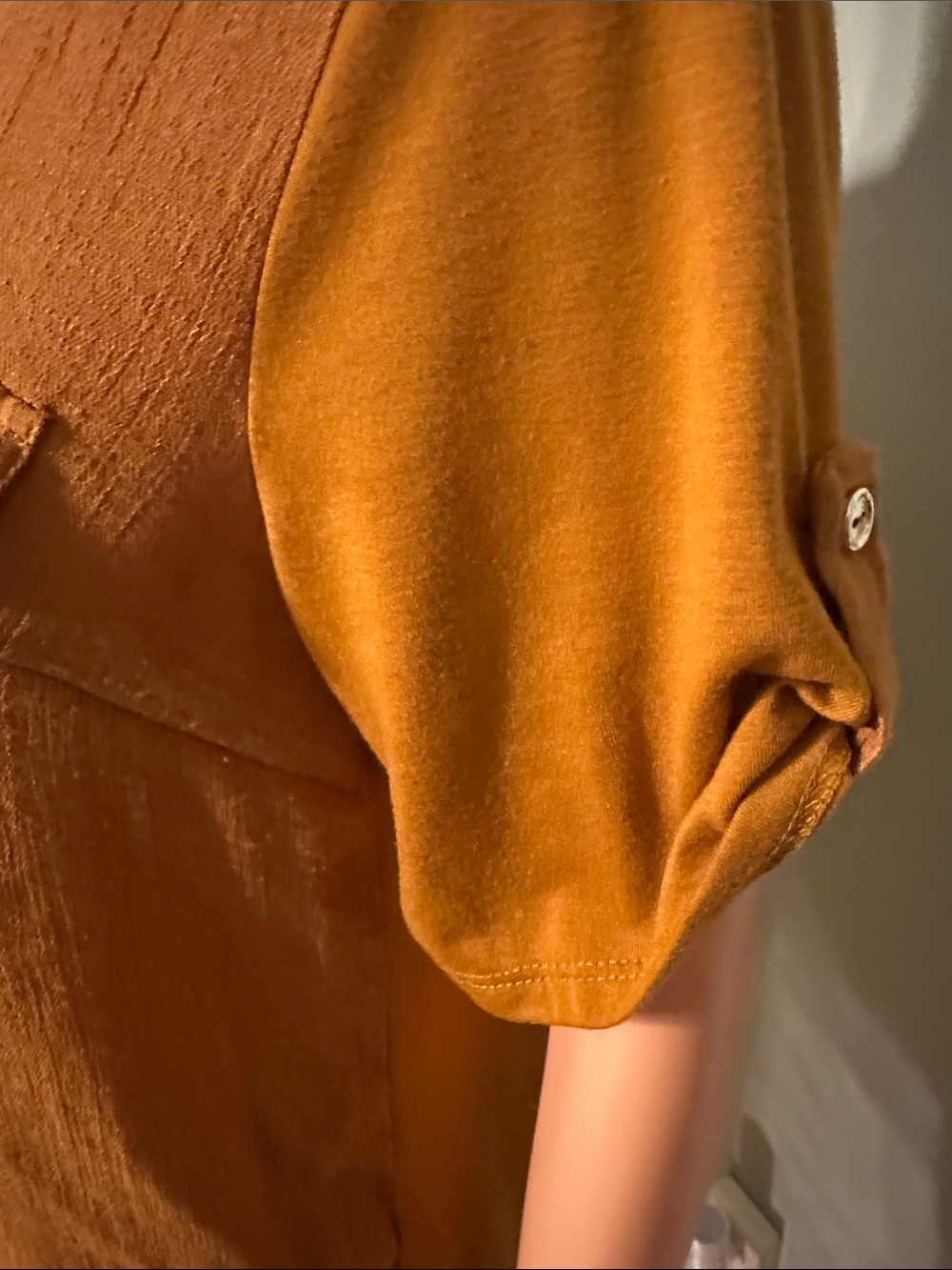 Button-Front Short Sleeve Tunic in Rust - Picture 3 of 7